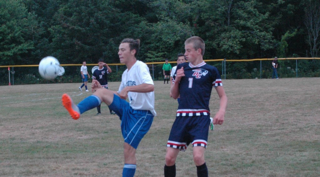 Marvin Merritt settles the ball. Photo by Jack Scott