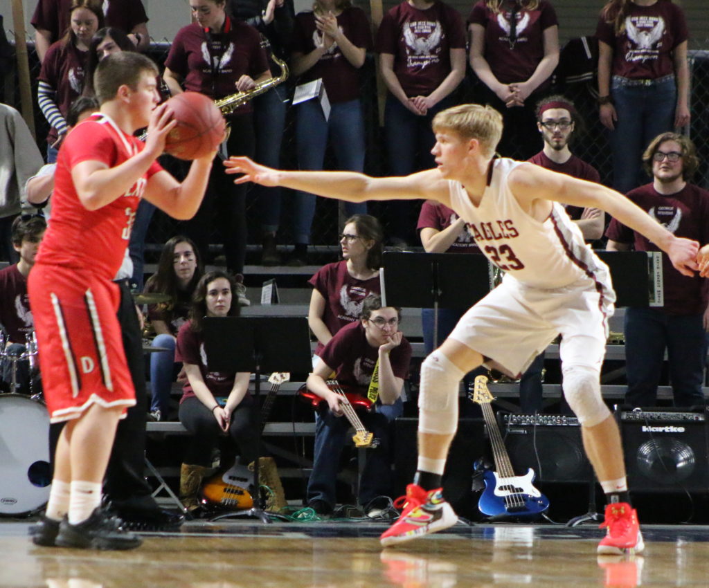 Max Mattson defends. Photo by Anne Berleant
