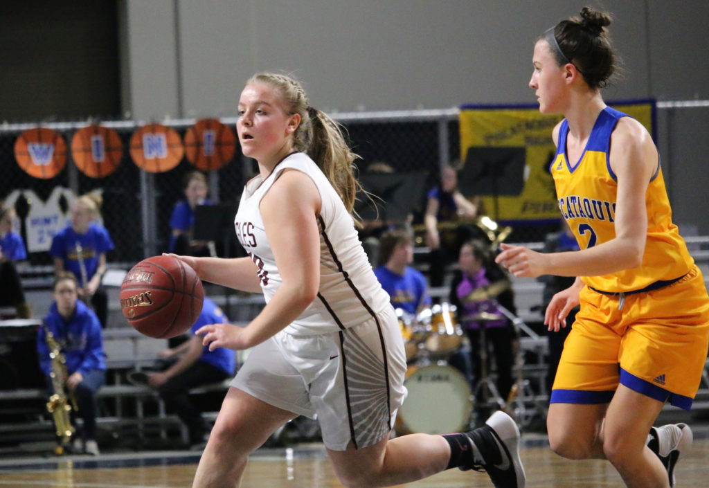 Emma Crosby controls the ball. Photo by Anne Berleant