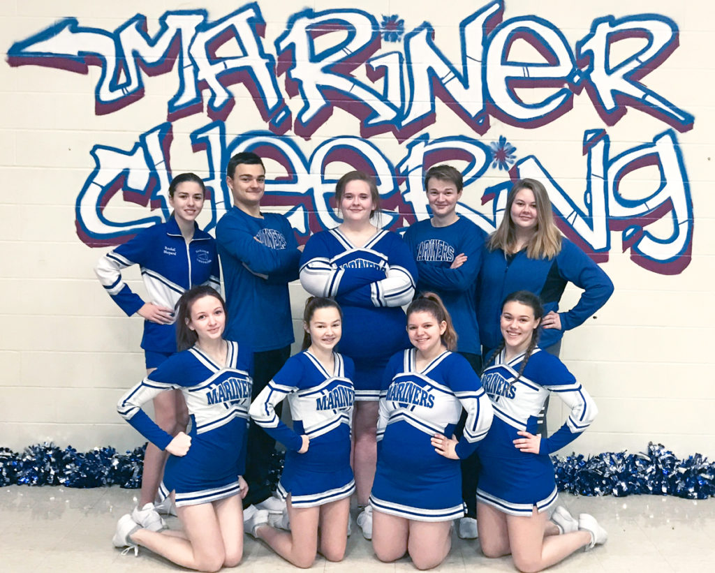 The 2017-18 DISHS Cheerleaders