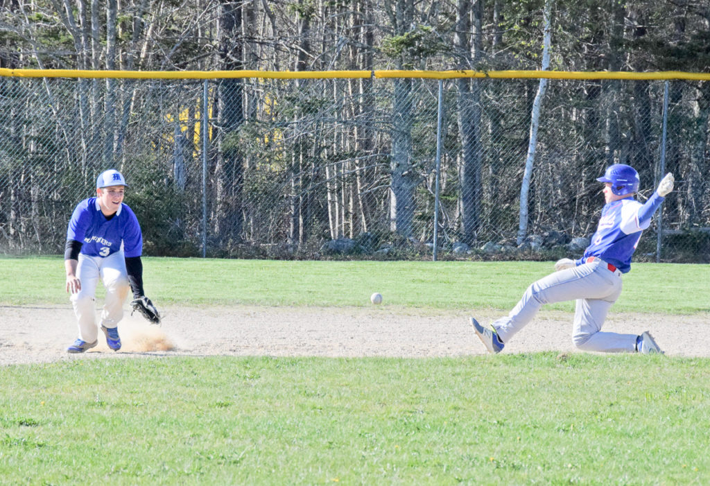 DISHS’s Silas Bates