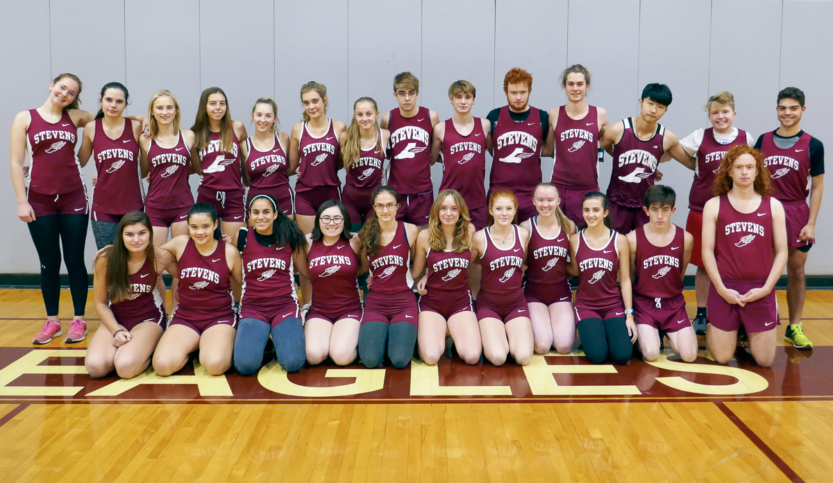 2018-19 GSA indoor track team